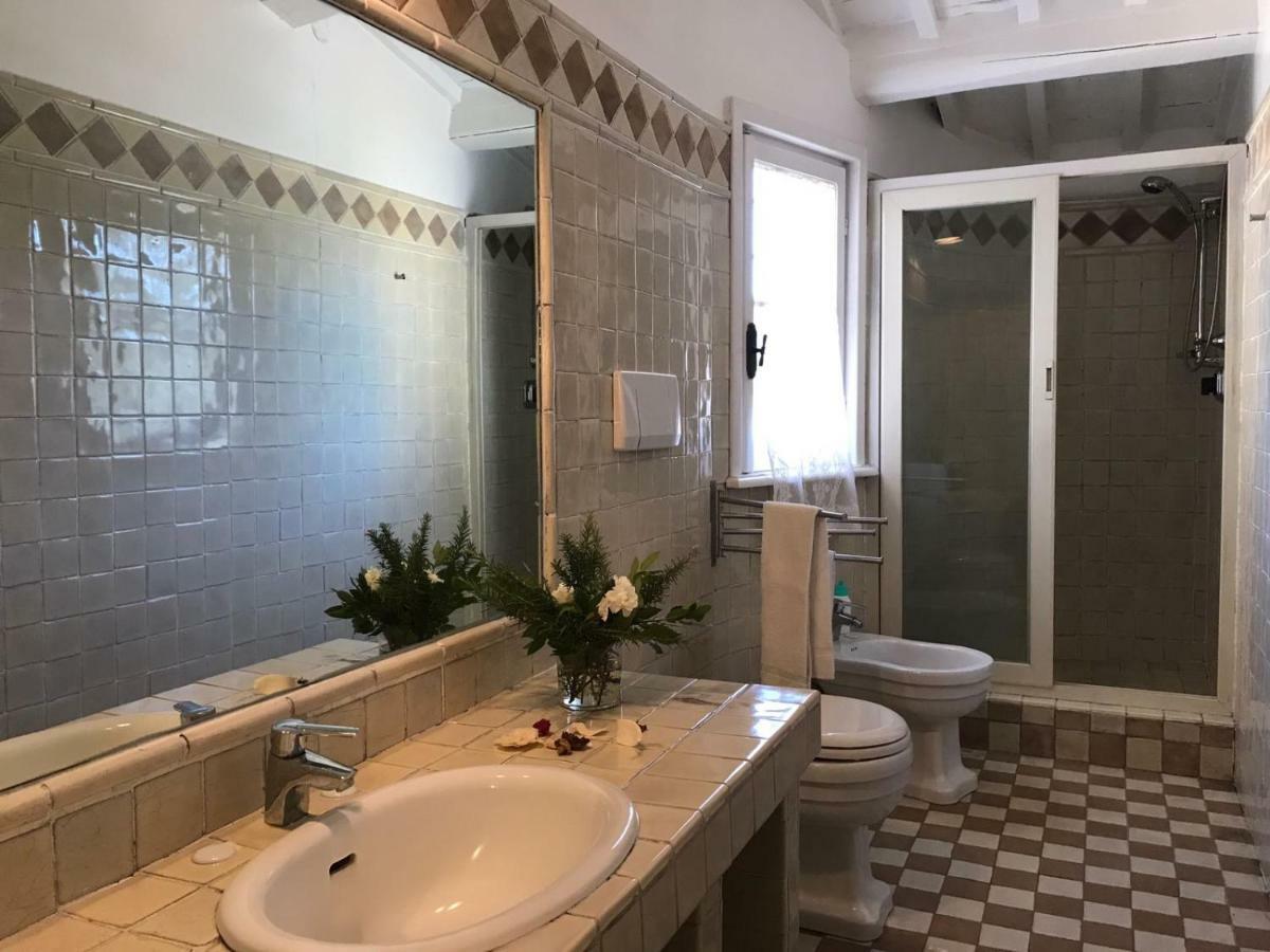 Borgo Del Gelso Bed & Breakfast Olgiata Exterior photo