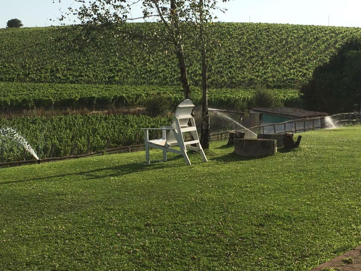 Borgo Del Gelso Bed & Breakfast Olgiata Exterior photo