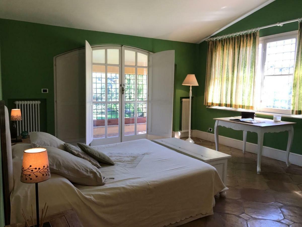 Borgo Del Gelso Bed & Breakfast Olgiata Exterior photo
